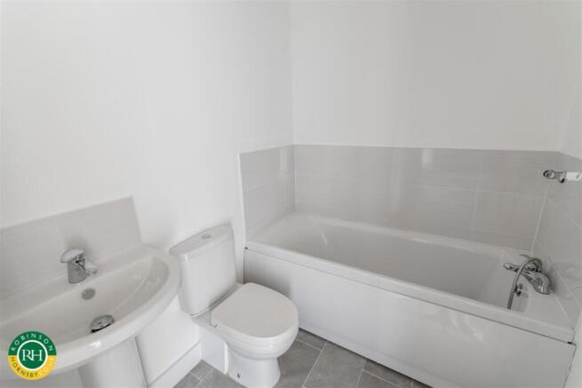 3 bed House for sale Image 11