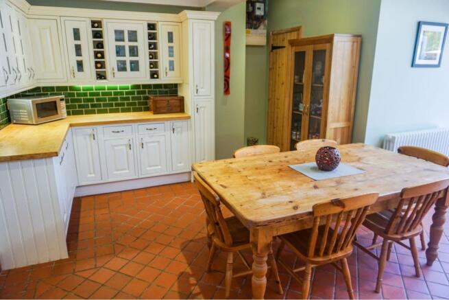 Kitchen/Dining Room