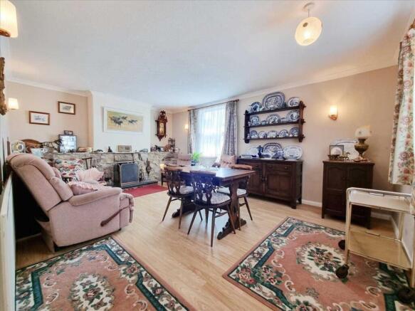 Living Room: