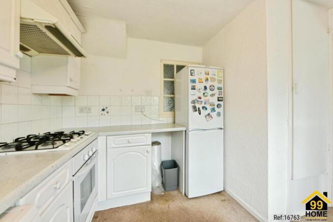 3 bed Semi-Detached for sale Image 11