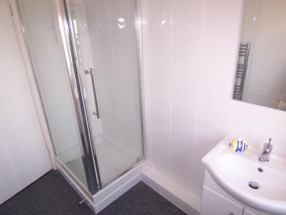 Family Shower Rm