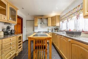 Fir Tree Lodge, Pisgah Road, Talywain, Pontypool NP4 7HZ