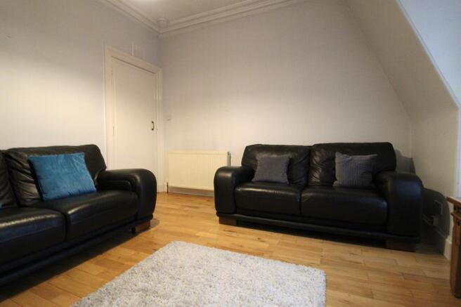LOUNGE ALT