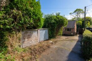 The Willows, Westfield Lane, Folkestone CT18 8BX