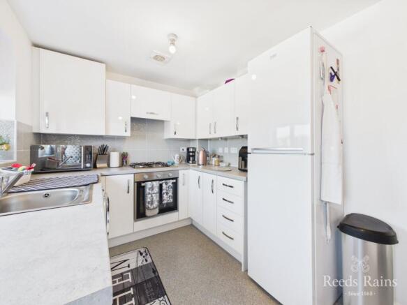 2 bed Semi-Detached for sale Image 11