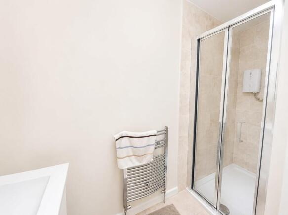 3 bed Detached for sale Image 8