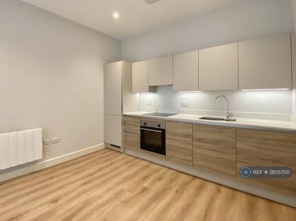 Kitchen (Fully Integrated Appliances)