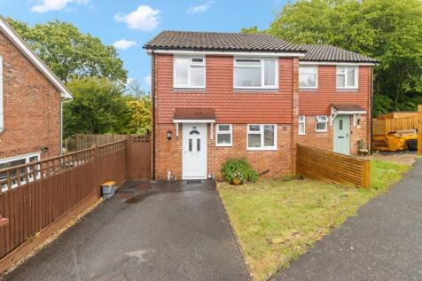 Nevill Road, Uckfield, East Sussex, TN22