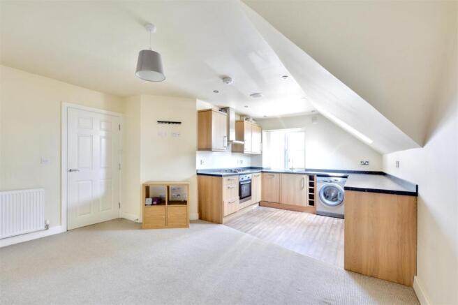 Kitchen Living_2.jpeg