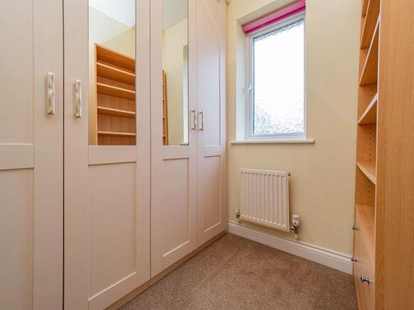 Walk In Wardrobes