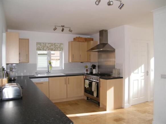 Kitchen/Dining Room