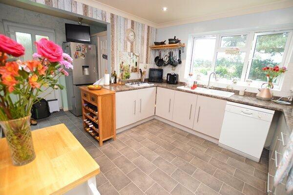 breakfast/kitchen