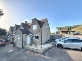 New Gables, Road From Access To Cotswold Park To Five Mile House, Cirencester GL7 7JR