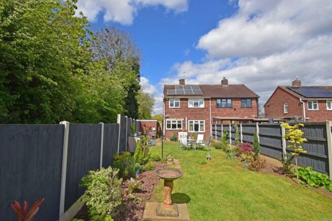 33 Elmley Close, rear a new.jpg