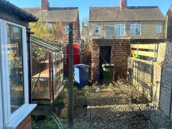 3 bed Terraced for sale Image 5