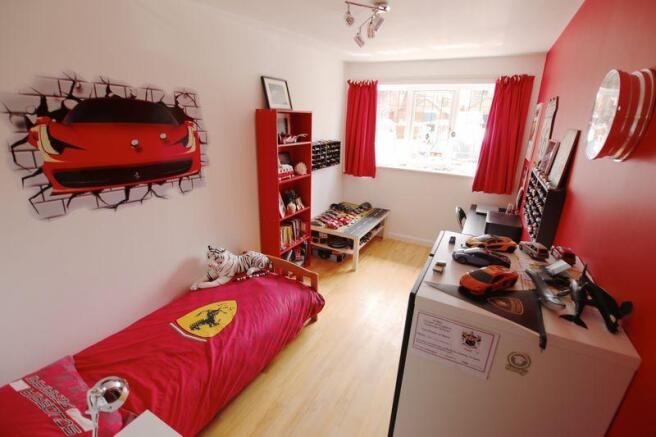 Photo 11
