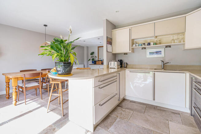 Kitchen/Dining Ro...