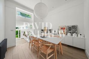 Flat A, 20, Adolphus Road, Hackney, London N4 2AZ