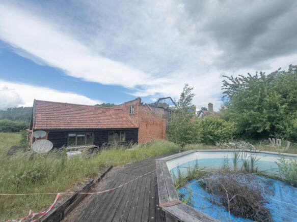 Hollybush Farm - Anna Charles-3 T202606151411.jpg