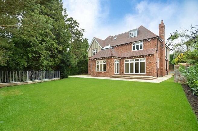 Ringfield-Cottage...