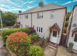 9, Gade Bank, Rickmansworth WD3 3GD