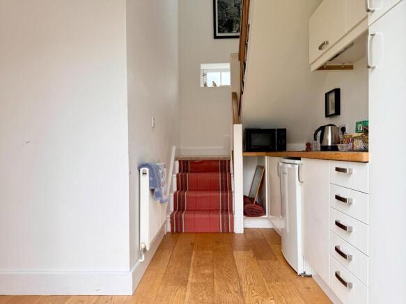 Coach House - Lobby/Kitchen