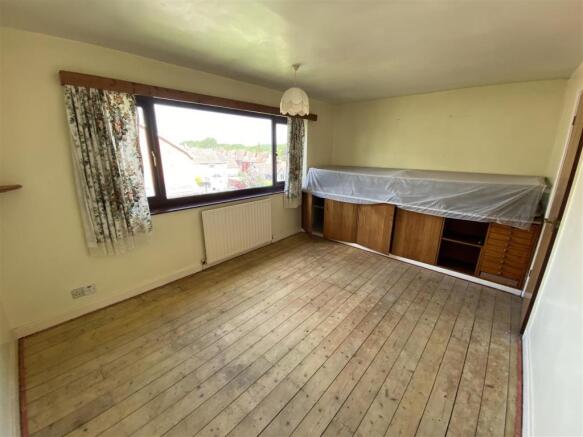 Bedroom no.2 rear double:
