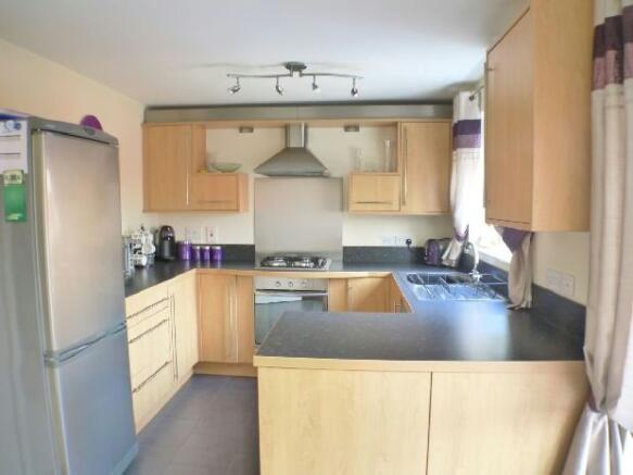 Kitchen/Dining Area
