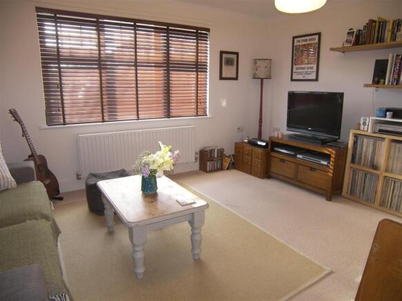 Living/Dining Room