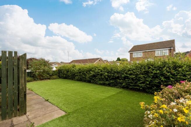 16 Burdale Close-03_blue.jpg