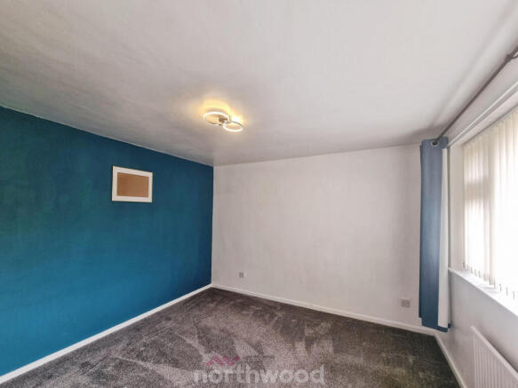 4 bed Detached for sale Image 11
