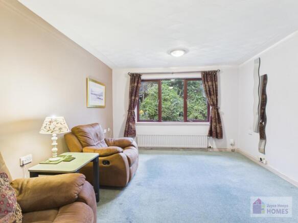 Araburn Drive, Whitehills, East Kilbride, G75  photo 4