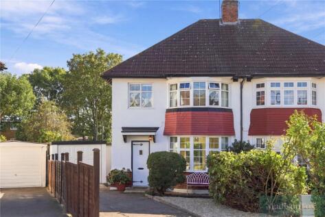 Frankland Close, Woodford Green, IG8