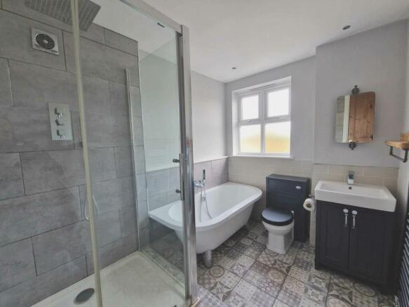 Family bathroom