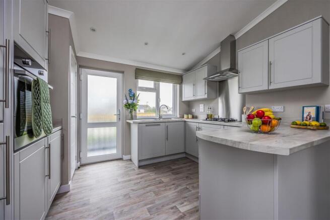 Plot 19 Littlehampton Marina-Small-PorticoMarketin