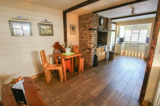 OPEN PLAN LIVING DINING KITCHEN