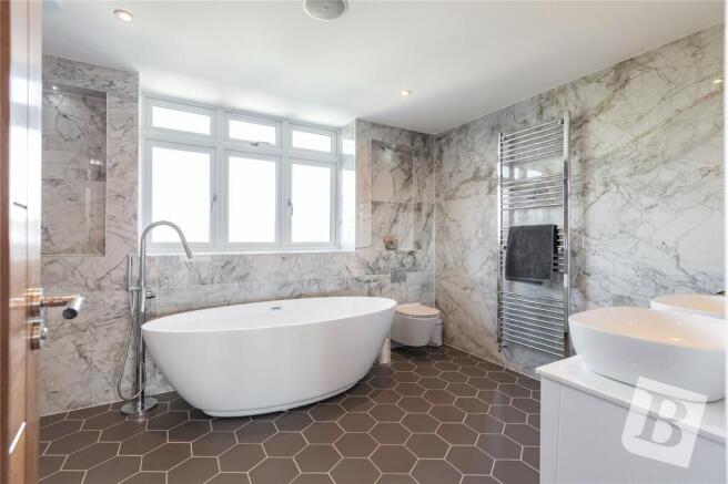 Master En-Suite