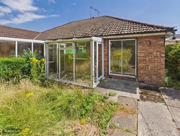 2 bed Semi-Detached Bungalow for sale Image 7