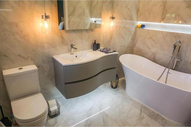 Master En-suite