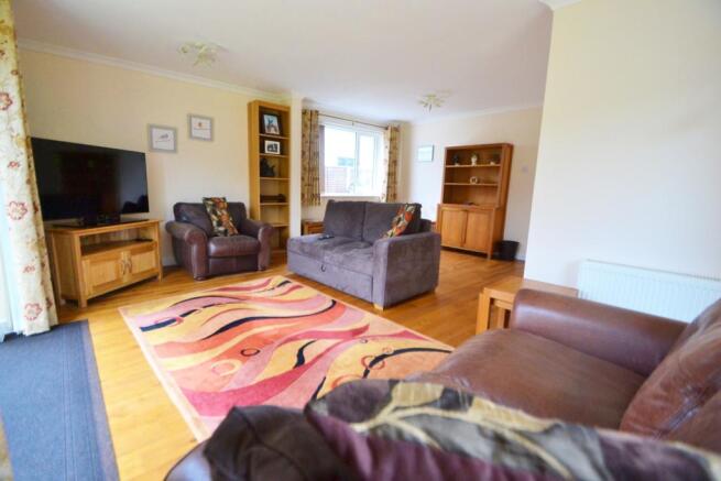 Sitting/Dining Room