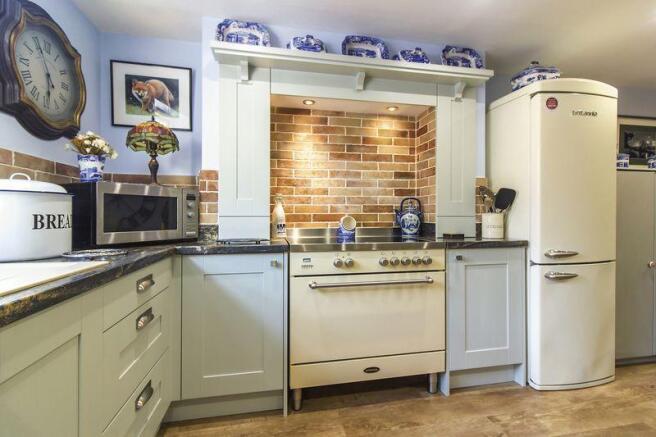Kitchen 1