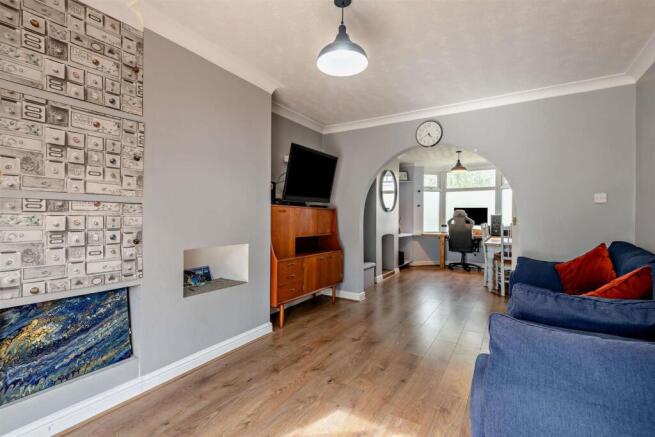 8693542-interior02-800.jpg