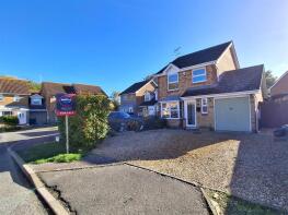 9, Redwing Close, Littlehampton BN17 7GT