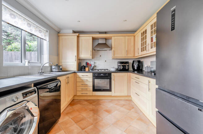 1370870-13-68f206...