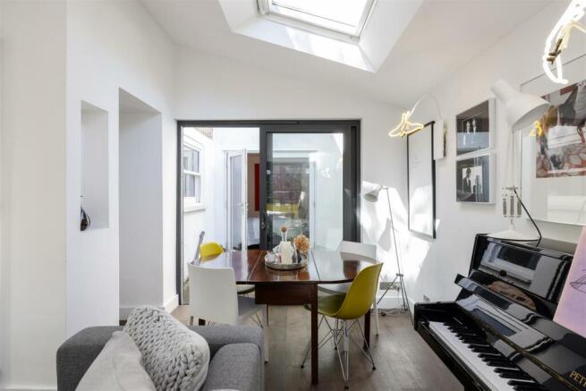 Forest Road, E8