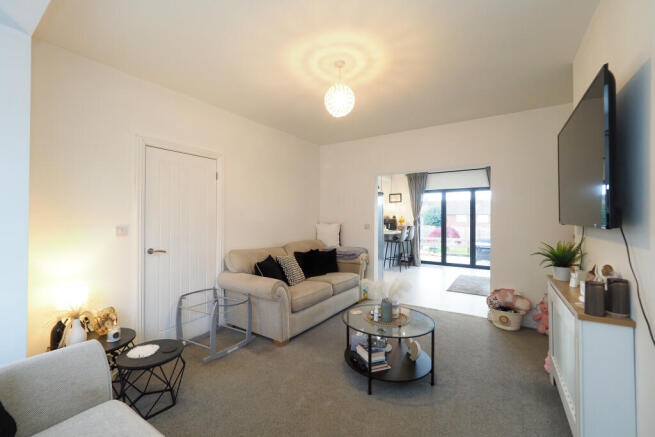 Charles Street, Alfreton, DE55 photo 3
