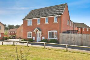 32, Overstrand Way, Norwich NR7 8UJ