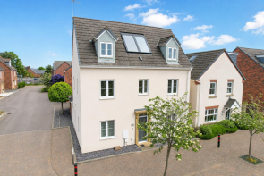 10, Bala Lake Crescent, Broughton, Milton Keynes MK10 7BB