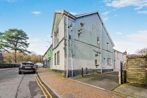 62-64 Commercial Street, Ystradgynlais, Swansea, SA9 1LA