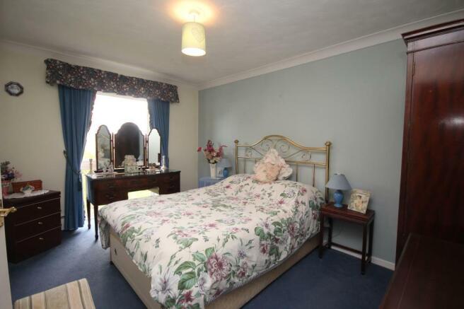 bed1.JPG